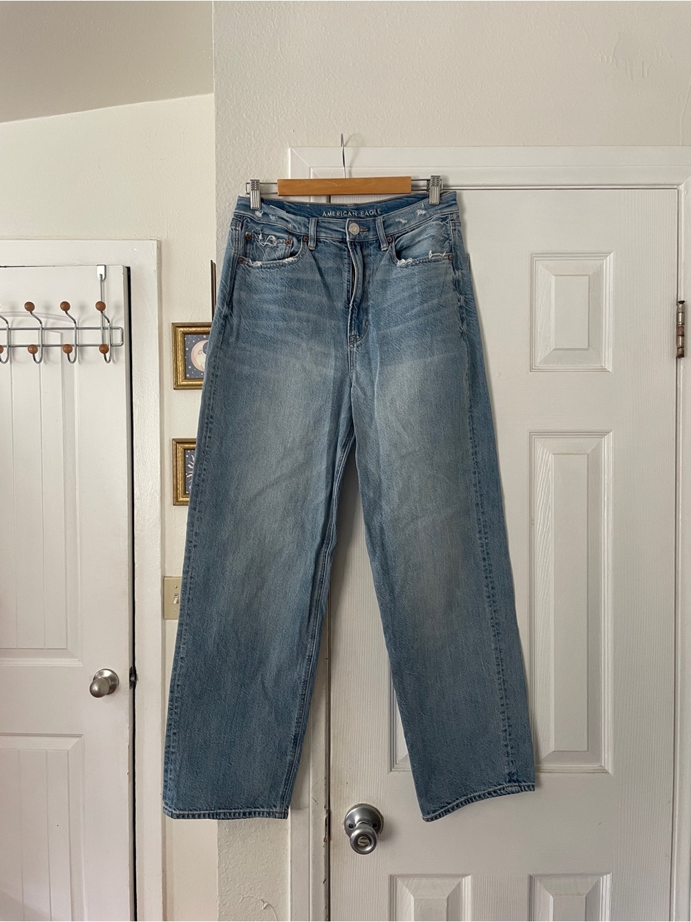 American Eagle Outfitters Baggy Jean Size 31" Classic Casual Minimalist Minimal